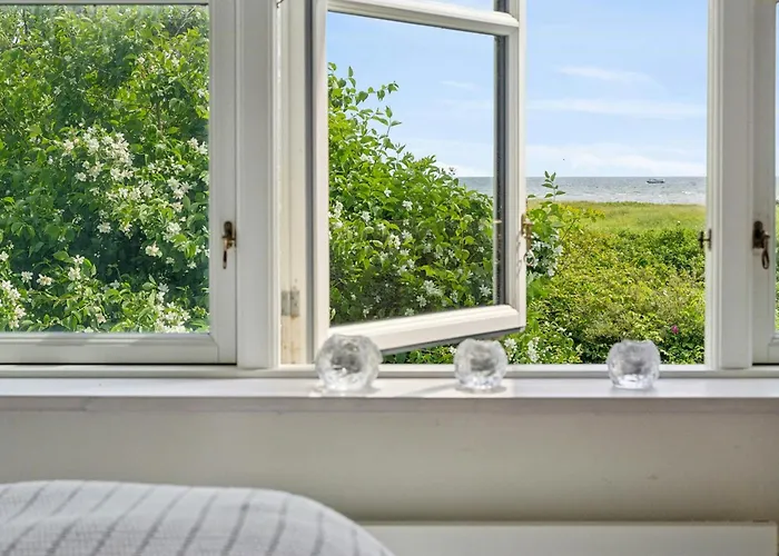 In The Middle Of Nature With Sea View Spodsbjerg
