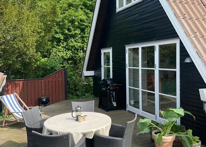 Holiday home In The Middle Of Nature With Sea View Spodsbjerg